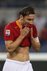 roma catania Totti no primo piano