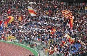 striscione roma atalanta