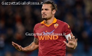 Osvaldo esulta dopo il gol