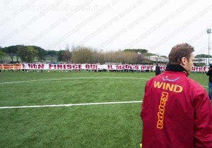 Striscione Totti (Foto AS ROMA)