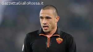 R. Nainggolan 