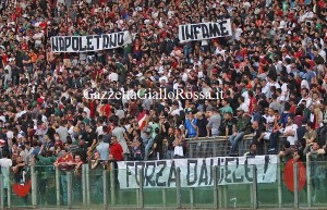 Striscione Napoli