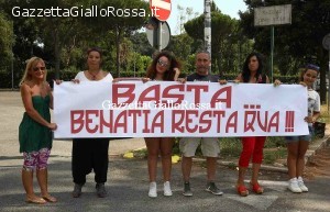 Striscione Benatia