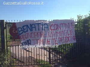 Striscione Benatia 