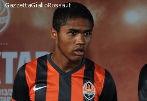 Douglas Costa