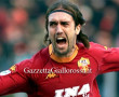 Batistuta esulta dopo il gol