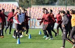 Allenamento a Trigoria (foto AsRoma)