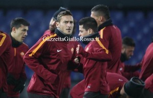 Rifinitura Feyenoord Roma Totti