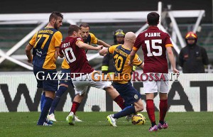 Verona-Roma azione Totti