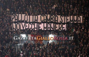 Roma-Sampdoria striscione stemma