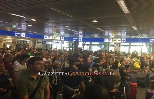 I tifosi presenti a Fiumicino per Salah