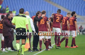 Roma-Genoa esultanza squadra