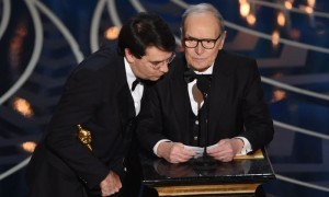Ennio Morricone premiato con l'Oscar