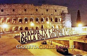 Striscione Colosseo