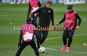 Dzeko in allenamento