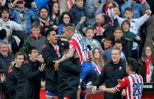 Sanabria esulta contro l'Atletico Madrid