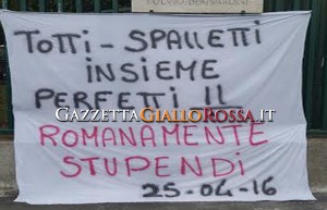 Striscione per Totti