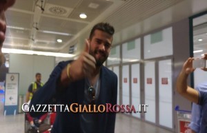 Alisson sorridente a Fiucimicino