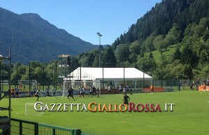 Allenamento calci piazzati ritiro pinzolo