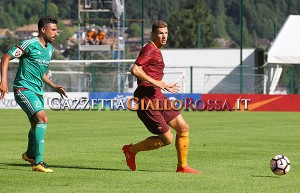 Roma Terek Dzeko01