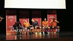 I giocatori della Roma presenti all'evento