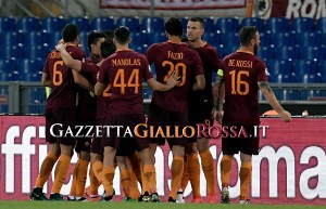 L'esultanza per l'1-0 di Dzeko