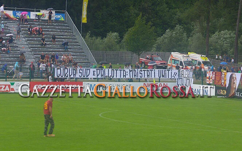 Striscione contro Pallotta