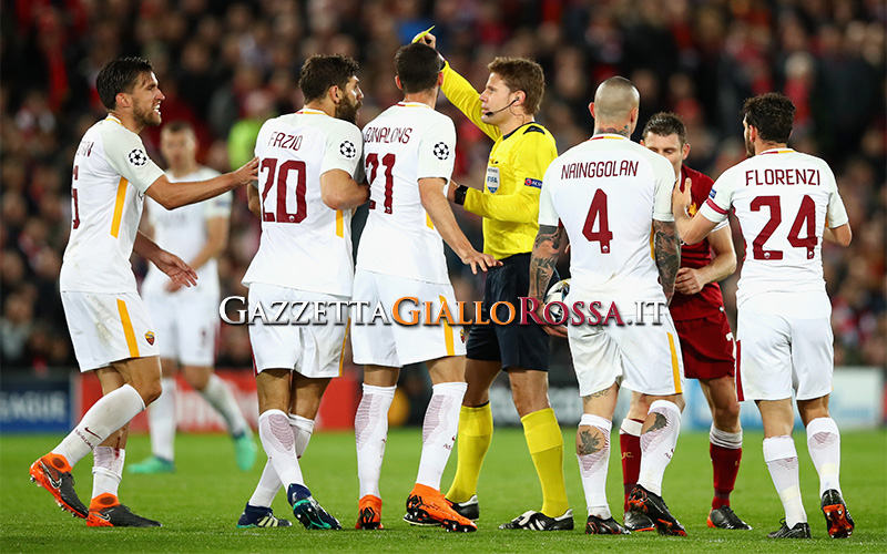 Liverpoool-Roma proteste contro Brych