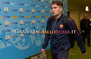 ROME, ITALY - OCTOBER 28:  Riccardo Marchizza of AS Roma arrive at the stadium before the Primavera Supercup match between AS Roma and FC Internazionale at Olimpico Stadium on October 28, 2016 in Rome, Italy.  (Photo by Luciano Rossi/AS Roma via Getty Images)